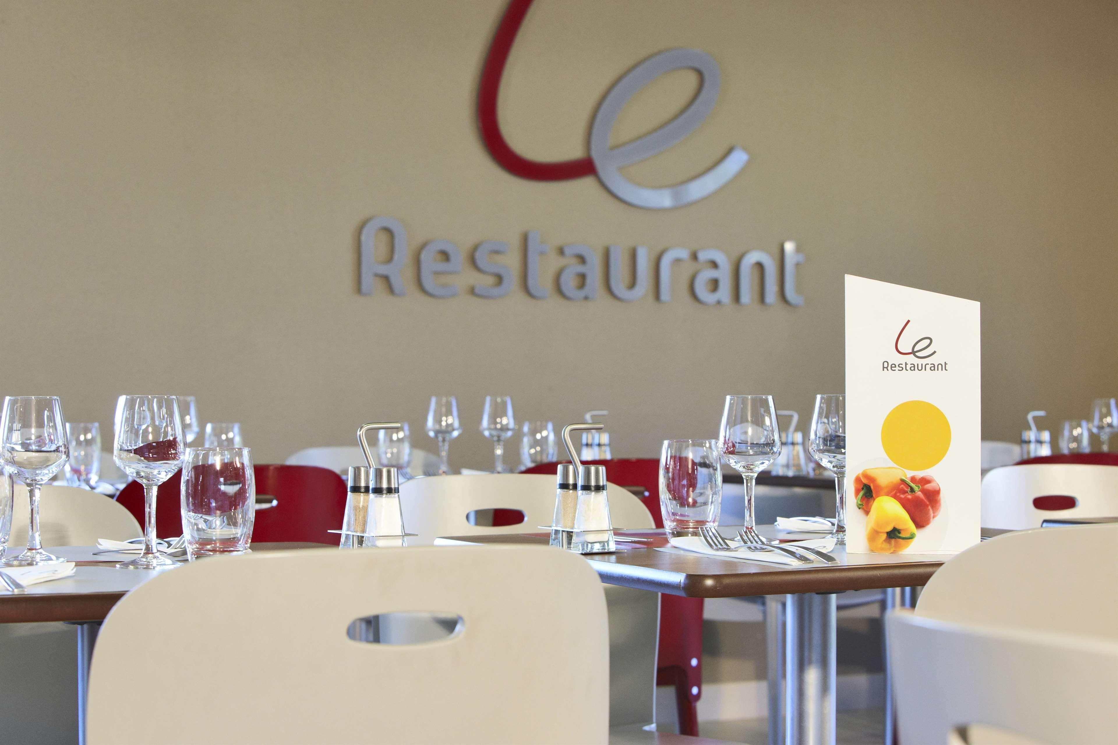 Campanile Montbeliard - Sochaux Hotel Екстериор снимка