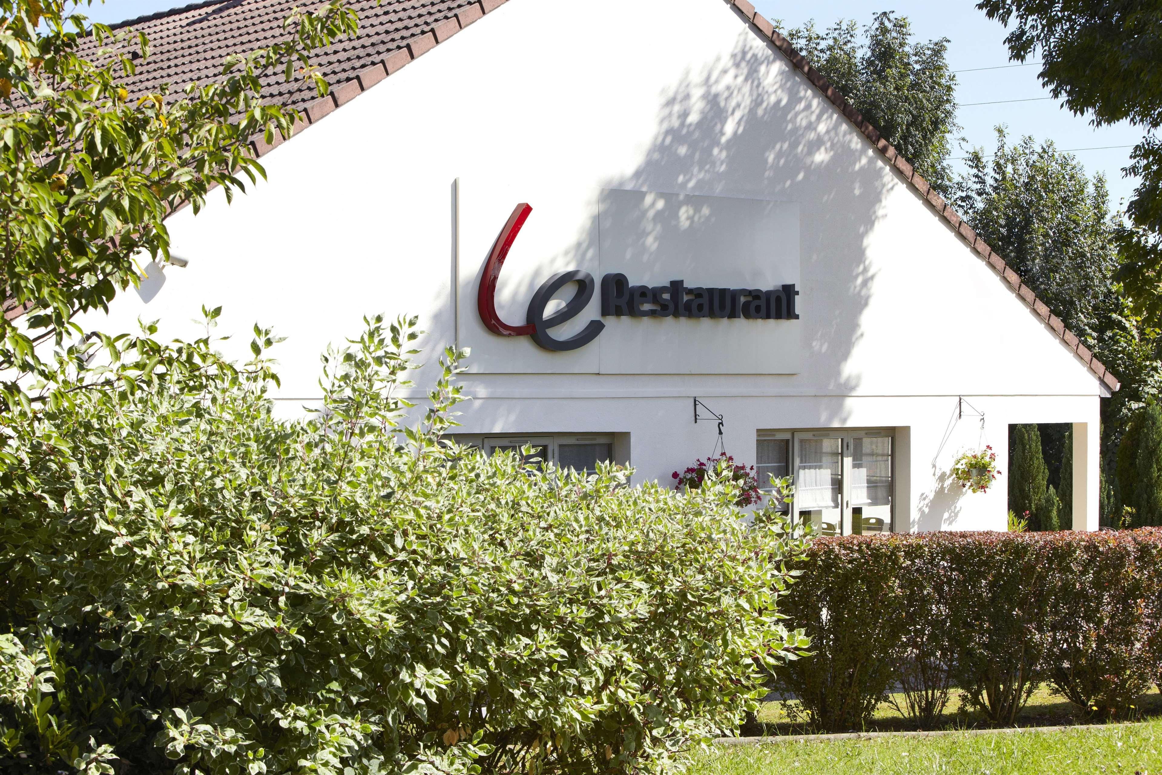 Campanile Montbeliard - Sochaux Hotel Екстериор снимка